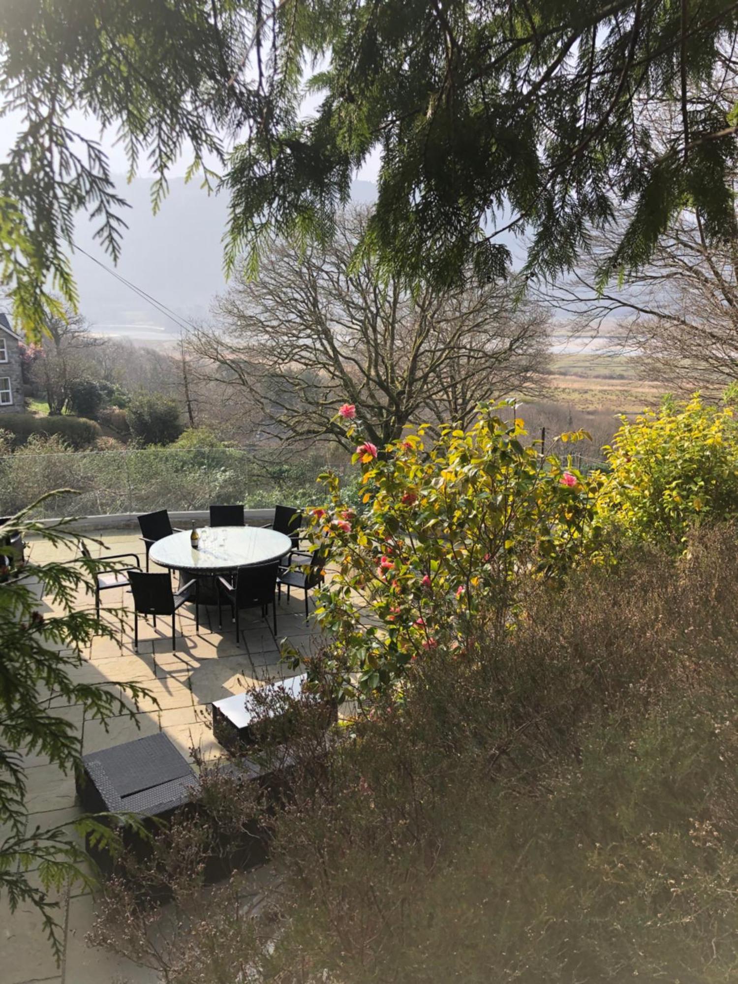 Snowdonia Mawddach Escape Villa ดอลเกซเซย์ ภายนอก รูปภาพ