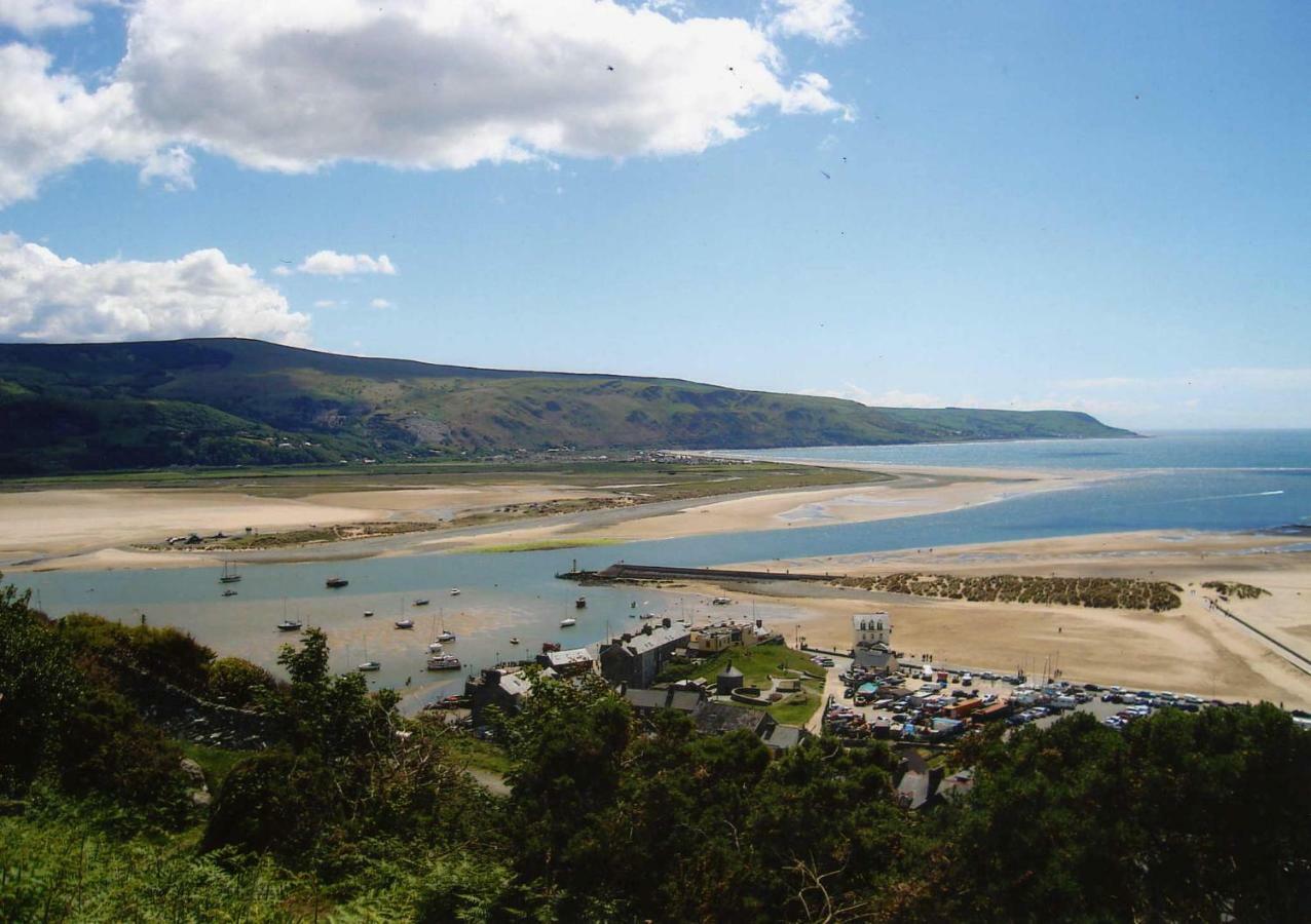Snowdonia Mawddach Escape Villa ดอลเกซเซย์ ภายนอก รูปภาพ