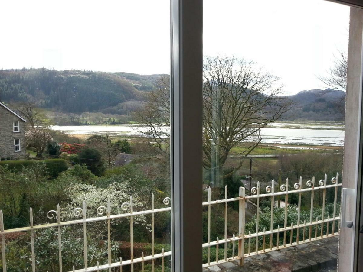 Snowdonia Mawddach Escape Villa ดอลเกซเซย์ ภายนอก รูปภาพ